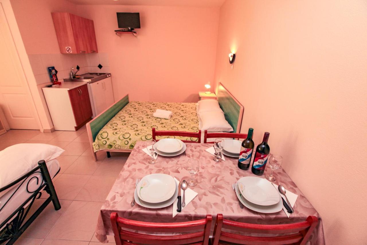 Perunika Apartma *