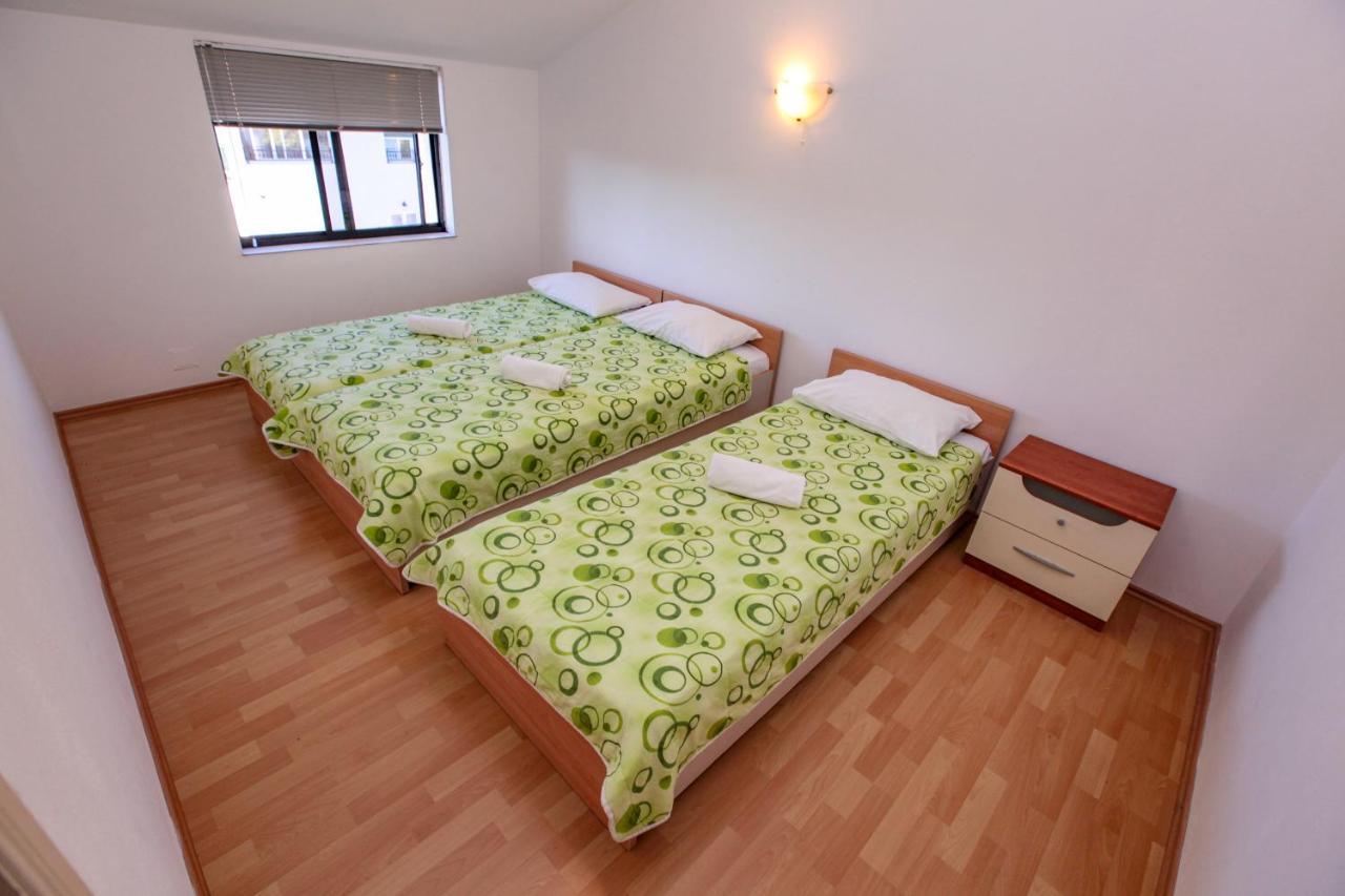 Apartma Perunika Sukosan