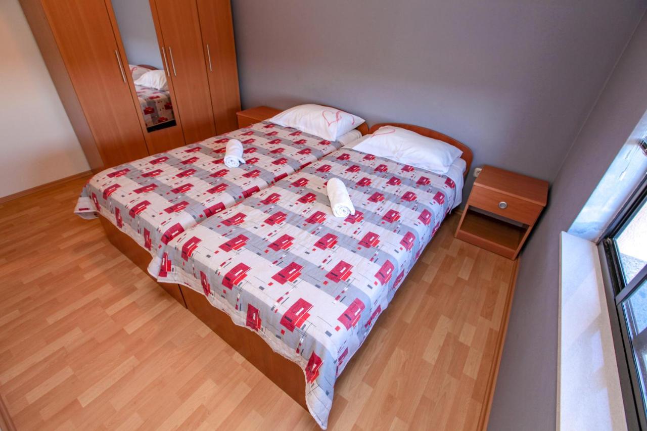 Perunika Apartamento