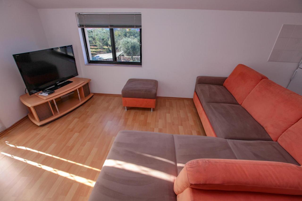 Perunika Apartamento